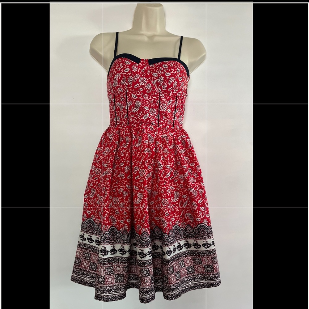 Zoe and Rose dress. Size small